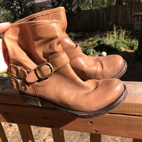 Lucky Brand Boots- Tan Leather Buckles Soft Ankle - Picture 4 of 6